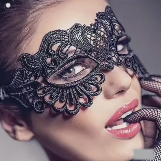 Elegant Lace Masquerade Mask